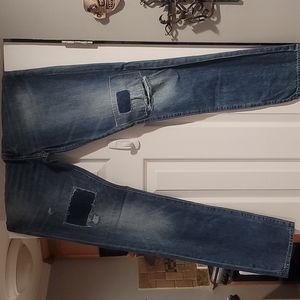 Men's Gap Denim Detroyed Jeans made with Patches Size 32x34 Slim